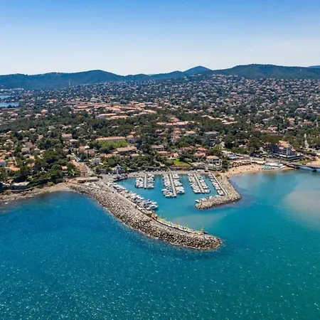 En Bord De 200m Apartamento Fréjus